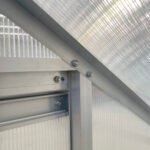 6' x 4' Aluminum Lean-to Greenhouse Polycarbonate Walk-in Garden Greenhouse with Adjustable Roof Vent, Rain Gutter and Sliding Door for Winter, Clear - Image 8
