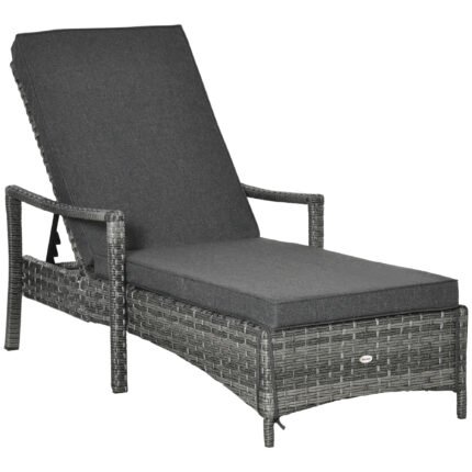 Wicker Chaise Lounge