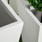 2-Pack Outdoor Planter Set, Flower Pots with Drainage Holes, Durable & Stackable Plant Pot, 22in & 18in, for Porch, Entryway, Patio, Yard, Garden, White - Image 7